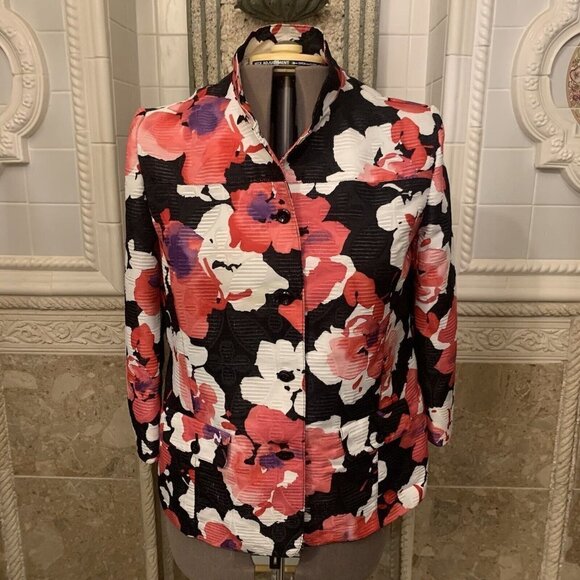 Alfred Dunner. Size 12. Lightweight Button Up Floral Textured Jacket. B82. - Picture 1 of 6